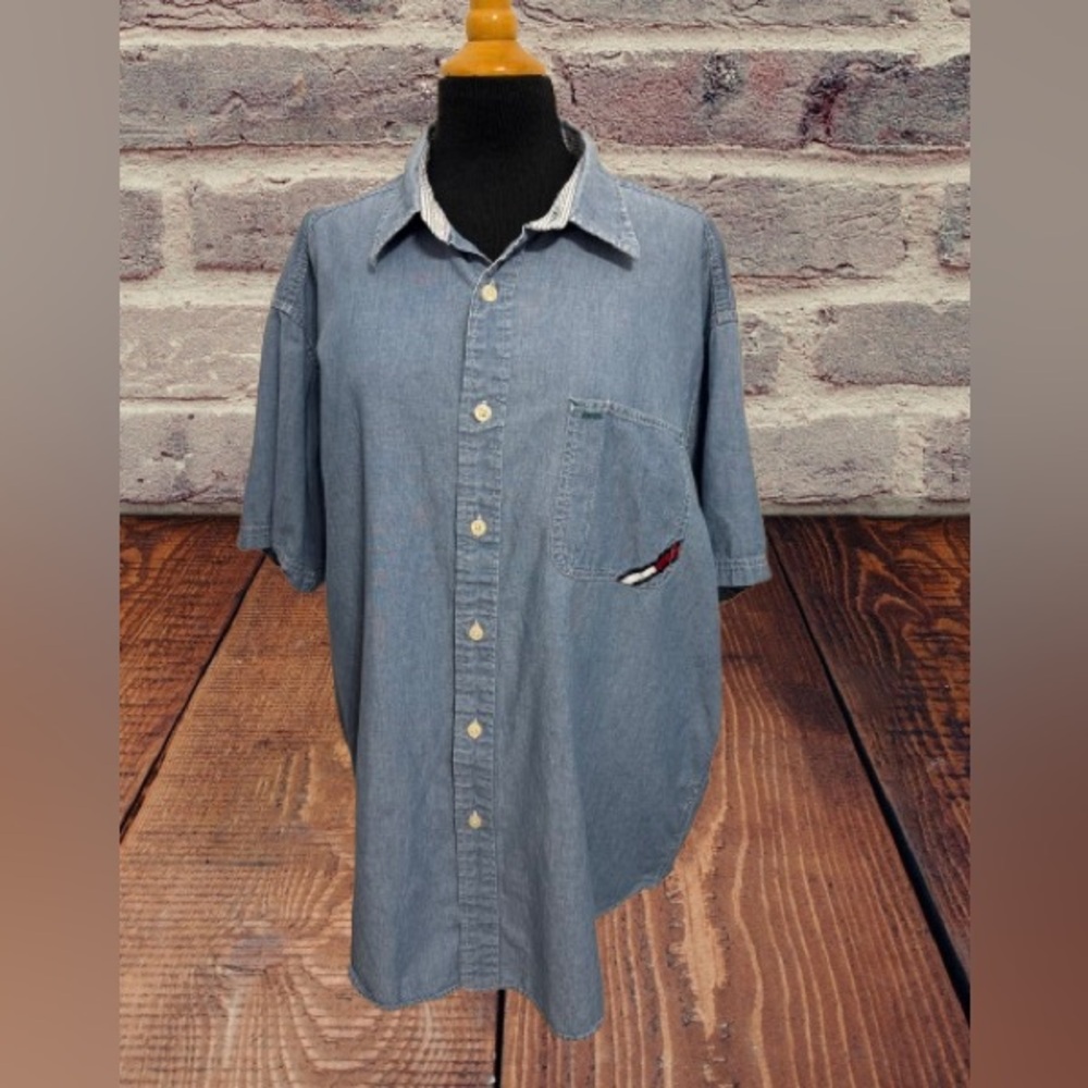 Vintage Men's Tommy Hilfiger Blue Denim Shirt size xl